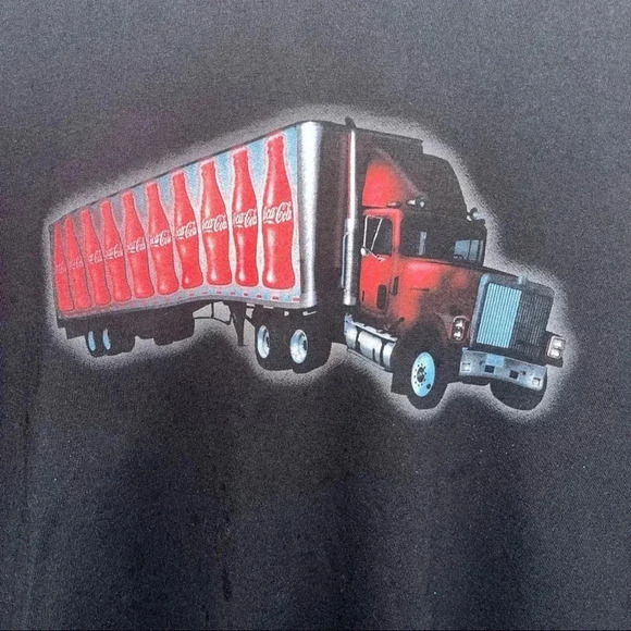 Coca cocoa tee with truck and cola on front - Picture 2 of 3
